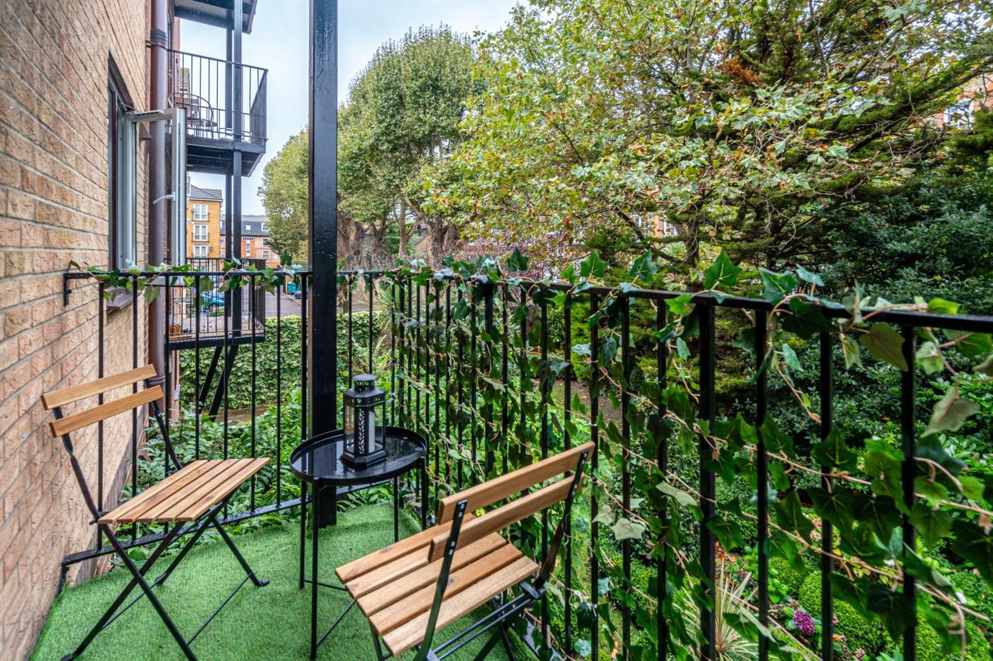 Apartment In Elephant & Castle With Parking 伦敦 外观 照片