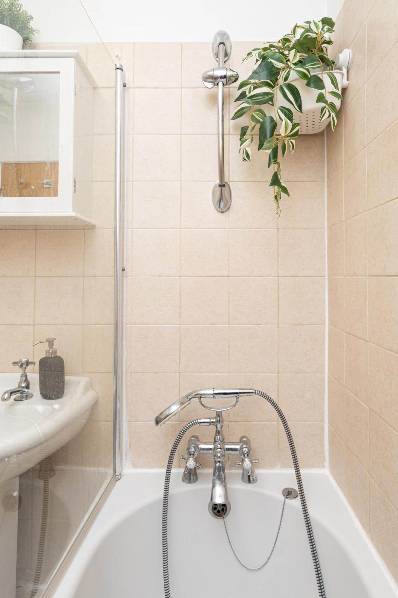 Apartment In Elephant & Castle With Parking 伦敦 外观 照片